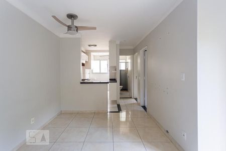 Sala de apartamento para alugar com 2 quartos, 47m² em Santa Maria, Osasco