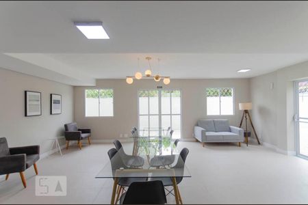 Apartamento para alugar com 39m², 2 quartos e sem vagaÁrea Comum - Salão de Festas