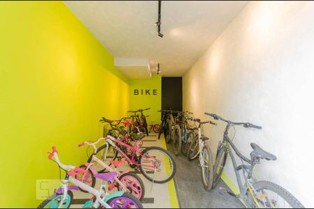 Apartamento para alugar com 39m², 2 quartos e sem vagaÁrea Comum - Bicicletário