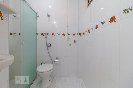 Banheiro de apartamento para alugar com 1 quarto, 30m² em Bela Vista, São Paulo