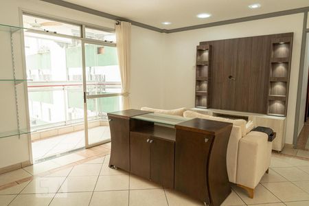 Sala  de apartamento à venda com 2 quartos, 78m² em Icaraí, Niterói