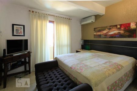 Casa à venda com 197m², 3 quartos e 2 vagas Casa à venda com 197m², 3 quartos e 2 vagasSuíte
