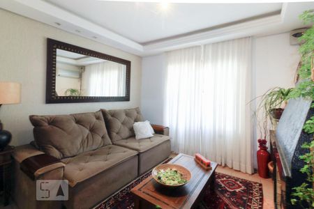 Sala de casa à venda com 3 quartos, 197m² em Guarujá, Porto Alegre