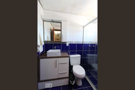 Casa à venda com 197m², 3 quartos e 2 vagas Casa à venda com 197m², 3 quartos e 2 vagasBanheiro da suíte