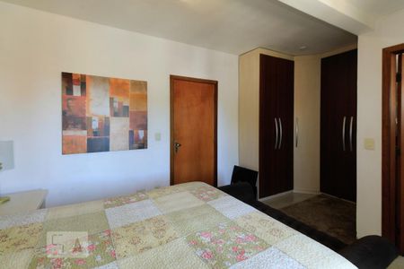 Casa à venda com 197m², 3 quartos e 2 vagas Casa à venda com 197m², 3 quartos e 2 vagasSuíte