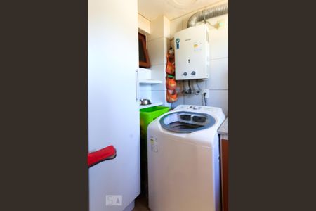 Casa à venda com 197m², 3 quartos e 2 vagas Casa à venda com 197m², 3 quartos e 2 vagasÁrea de serviço
