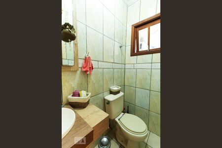 Casa à venda com 197m², 3 quartos e 2 vagas Casa à venda com 197m², 3 quartos e 2 vagasLavabo