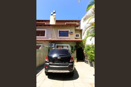 Casa à venda com 197m², 3 quartos e 2 vagas Casa à venda com 197m², 3 quartos e 2 vagasGaragem