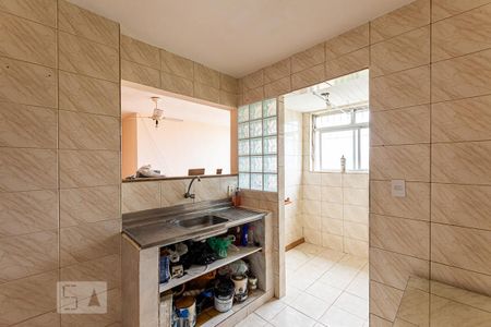 Apartamento à venda com 70m², 2 quartos e 1 vagaCozinha 