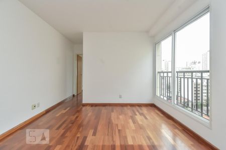 Sala de apartamento para alugar com 1 quarto, 40m² em Higienópolis, São Paulo