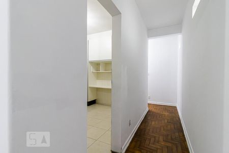 Apartamento à venda com 80m², 2 quartos e sem vagaCorredor