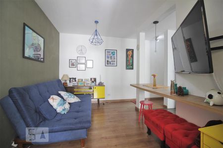 Sala de apartamento para alugar com 2 quartos, 42m² em Jardim Ampliação, São Paulo