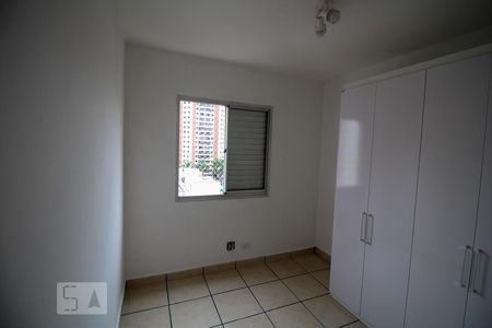 Quarto 1 de apartamento para alugar com 3 quartos, 106m² em Vila Azevedo, São Paulo