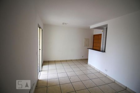 Sala de Estar de apartamento para alugar com 3 quartos, 106m² em Vila Azevedo, São Paulo
