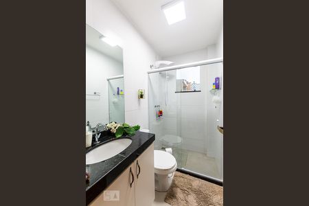 Banheiro da Suíte 1 de casa à venda com 4 quartos, 180m² em Itaipu, Niterói