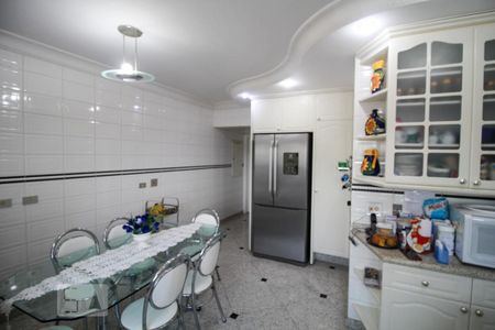 Apartamento para alugar com 600m², 4 quartos e 5 vagasCozinha