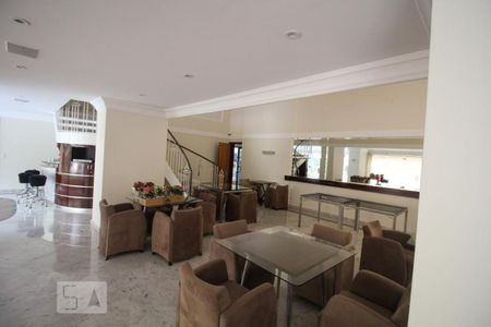 Apartamento para alugar com 600m², 4 quartos e 5 vagasÁrea comum - Salão de festas
