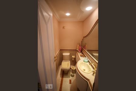 Apartamento para alugar com 600m², 4 quartos e 5 vagasLavabo