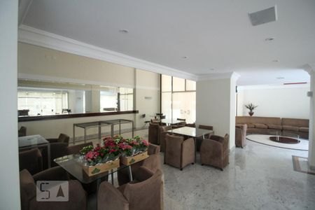 Apartamento para alugar com 600m², 4 quartos e 5 vagasÁrea comum - Salão de festas