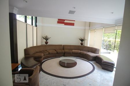 Apartamento para alugar com 600m², 4 quartos e 5 vagasÁrea comum - Salão de festas