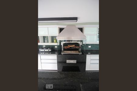 Apartamento para alugar com 600m², 4 quartos e 5 vagasÁrea comum - Churrasqueira