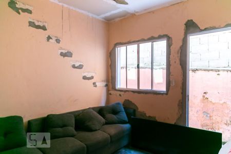 Sala de casa à venda com 4 quartos, 100m² em Jardim Flor da Montanha, Guarulhos