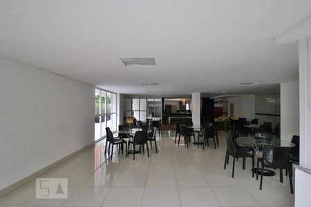 Apartamento para alugar com 130m², 4 quartos e 3 vagasÁrea comum - Salão de festas
