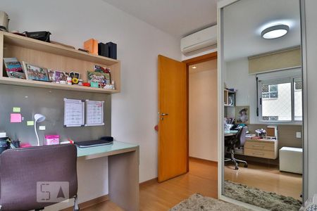 Apartamento para alugar com 130m², 4 quartos e 3 vagasQuarto 2