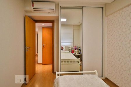 Apartamento para alugar com 130m², 4 quartos e 3 vagasQuarto 3