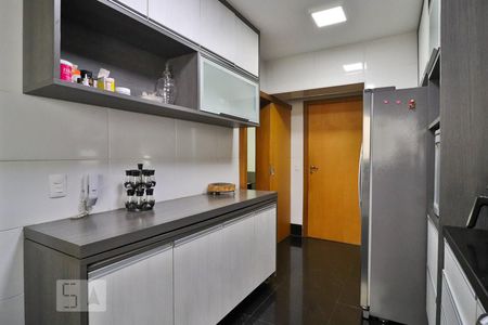 Apartamento para alugar com 130m², 4 quartos e 3 vagasCozinha