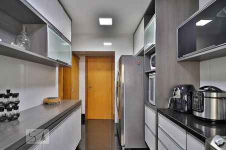 Apartamento para alugar com 130m², 4 quartos e 3 vagasCozinha