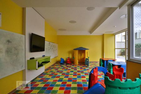 Apartamento para alugar com 130m², 4 quartos e 3 vagasÁrea Comum - Espaço Kids