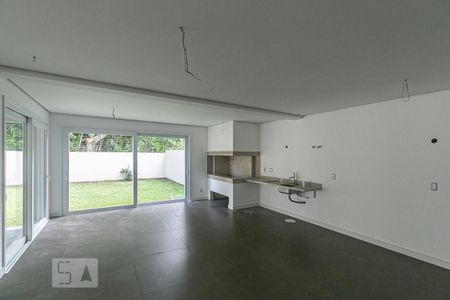 Casa de condomínio à venda com 407m², 4 quartos e 3 vagasSala