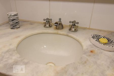 Apartamento para alugar com 105m², 3 quartos e 2 vagasBanheiro da Suíte