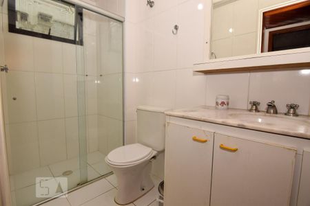 Apartamento para alugar com 105m², 3 quartos e 2 vagasBanheiro 