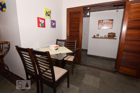 Apartamento para alugar com 105m², 3 quartos e 2 vagasSala