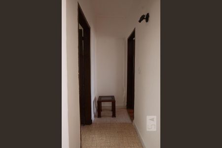 Corredor de casa para alugar com 2 quartos, 50m² em Vila Curuçá, Santo André