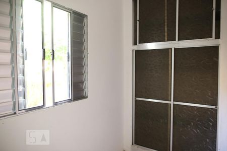 Quarto 1 de casa para alugar com 2 quartos, 50m² em Vila Curuçá, Santo André
