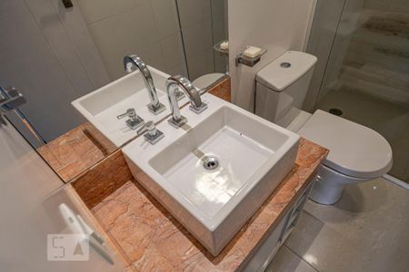 Banheiro da Suíte 2 de casa à venda com 3 quartos, 355m² em Vila São José, São Paulo