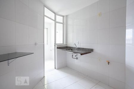 Apartamento para alugar com 65m², 2 quartos e 1 vagaCozinha