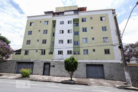 Apartamento para alugar com 65m², 2 quartos e 1 vagaFachada do prédio 