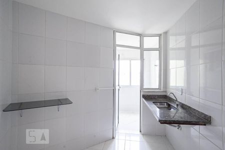 Apartamento para alugar com 65m², 2 quartos e 1 vagaCozinha