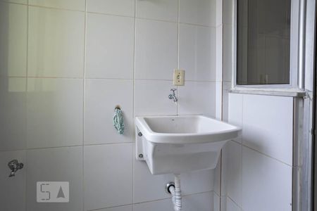 Apartamento para alugar com 65m², 2 quartos e 1 vagaÁrea de Serviço