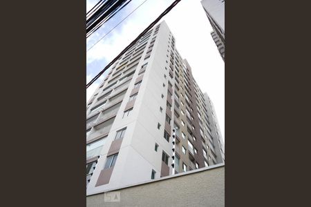Apartamento à venda com 30m², 1 quarto e sem vaga Apartamento à venda com 30m², 1 quarto e sem vagaFachada