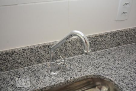 Apartamento para alugar com 48m², 2 quartos e 1 vagaCozinha e Área de Serviço - Torneira