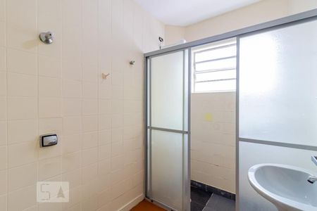 Apartamento à venda com 74m², 2 quartos e sem vagaBanheiro 