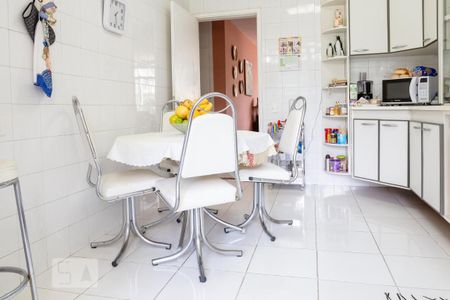 Apartamento à venda com 178m², 3 quartos e 2 vagasCozinha