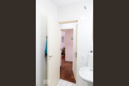 Apartamento à venda com 178m², 3 quartos e 2 vagasBanheiro da Suíte