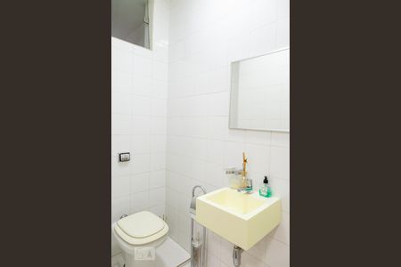 Lavabo de apartamento à venda com 3 quartos, 178m² em Higienópolis, São Paulo