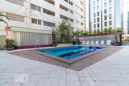 Studio para alugar com 38m², 1 quarto e 1 vagaPiscina